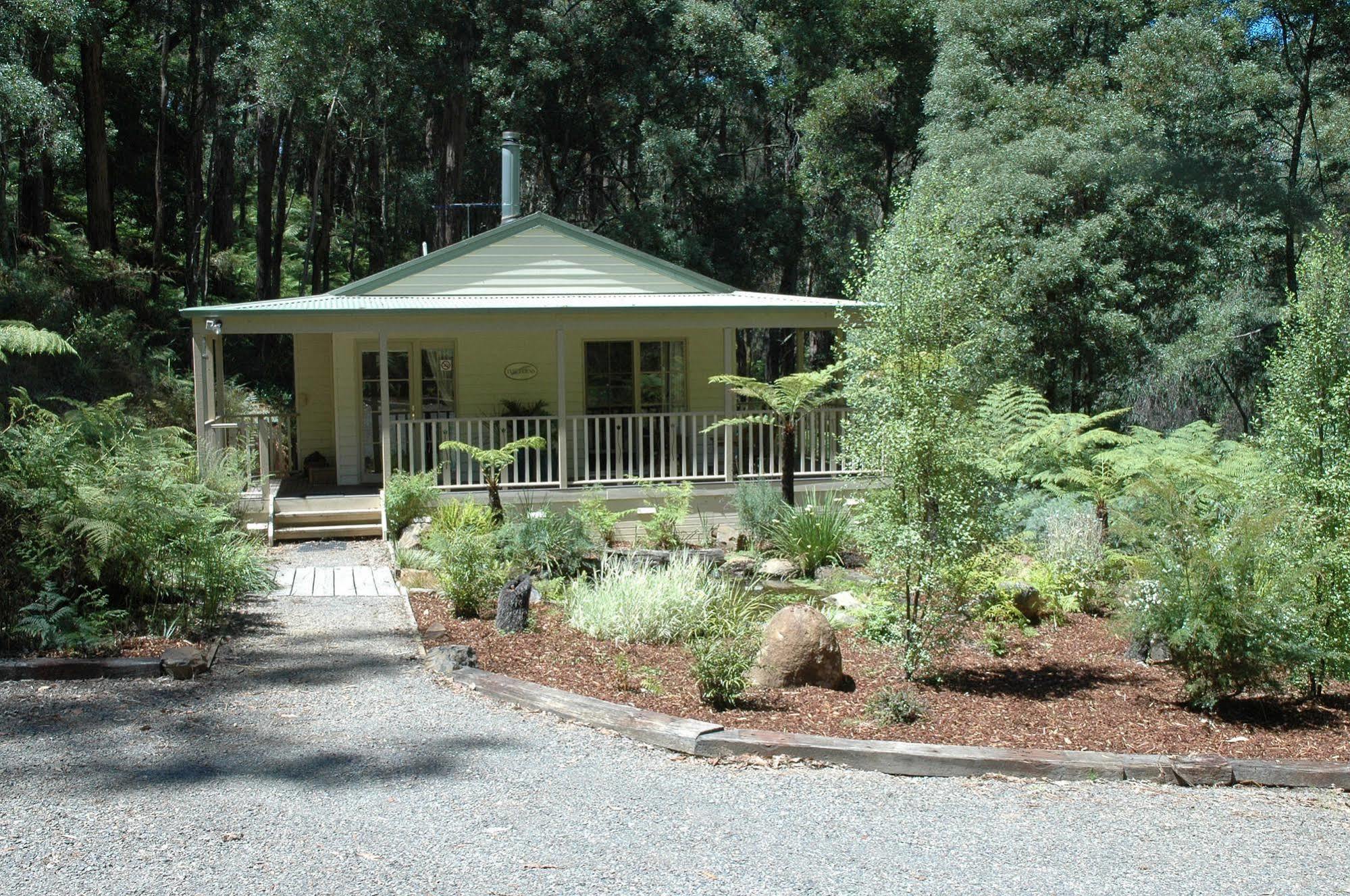 Myers Creek Cascades Luxury Cottages Healesville Exterior photo