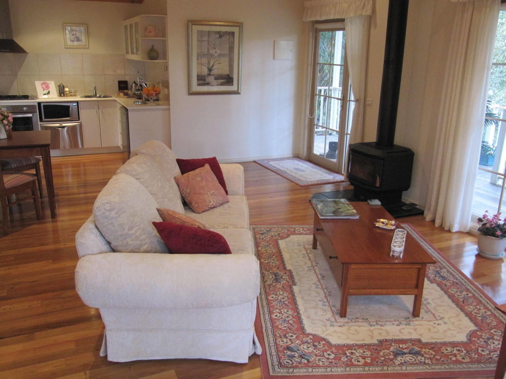 Myers Creek Cascades Luxury Cottages Healesville Exterior photo
