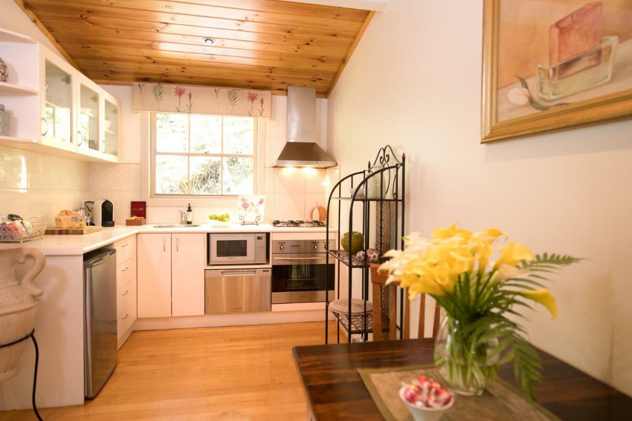 Myers Creek Cascades Luxury Cottages Healesville Exterior photo